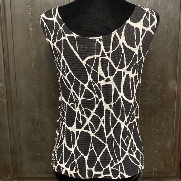 Sere Nade sheer jacket giraffe pattern black & white 1  button with tank large - Picture 5 of 14